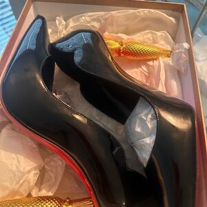Christian Louboutin pumps heels size 41